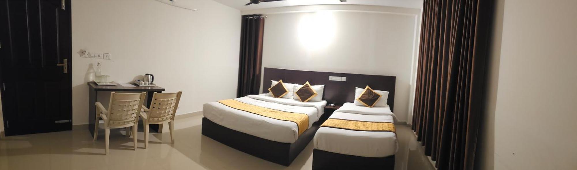 Blueway Residency Downtown Hotel Thiruvananthapuram Exterior foto